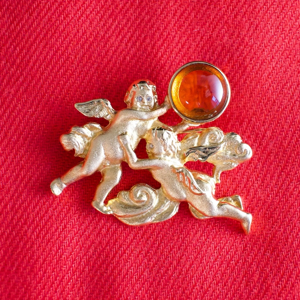 Vintage Louis Stern Gold Cherub Pin